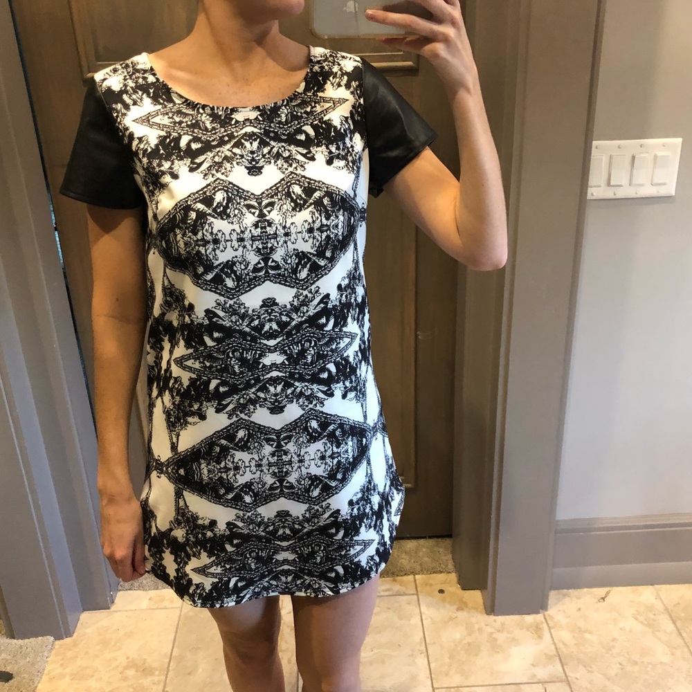 Tobi patterned dress